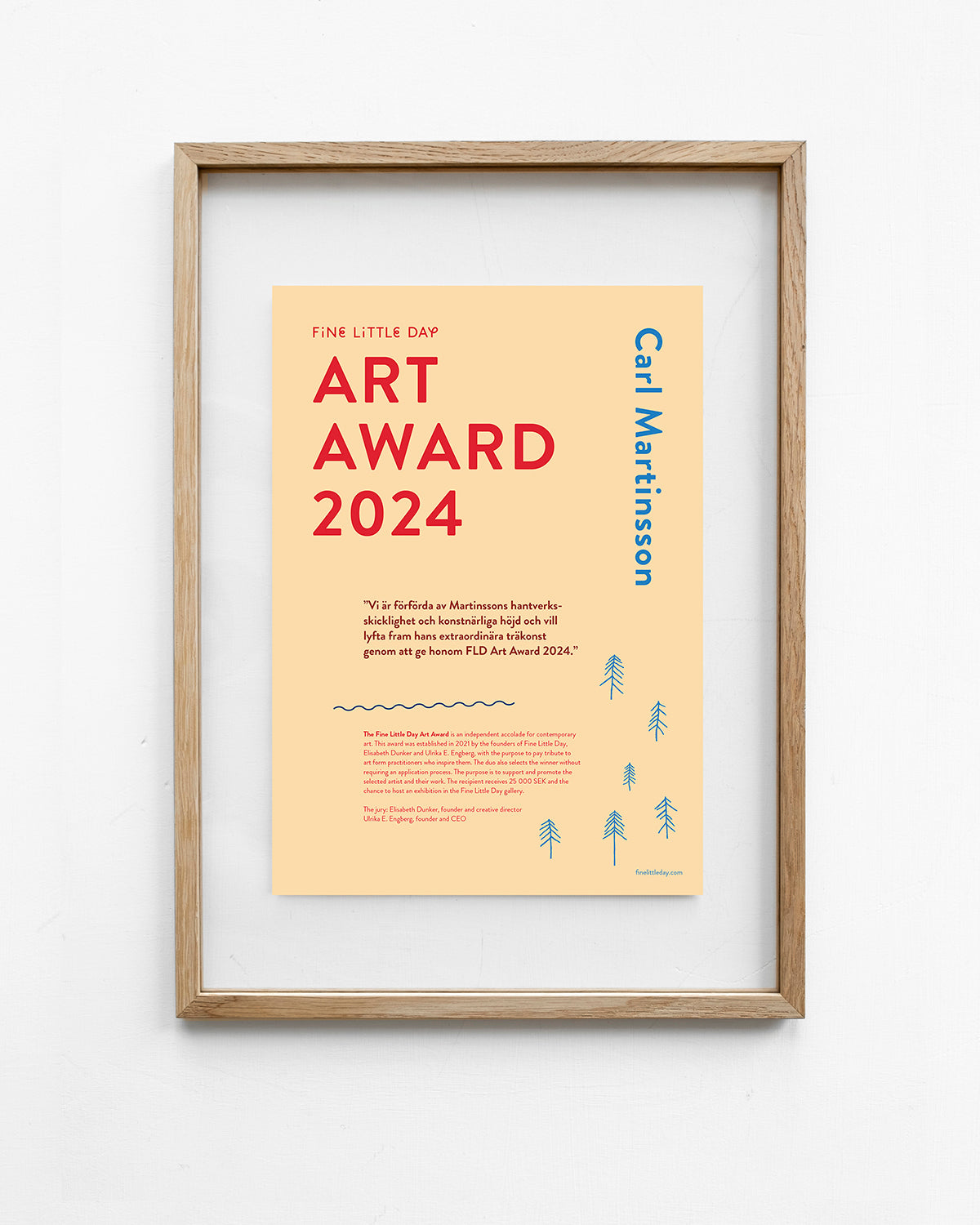 Diplom i träram för FLD Art Award 2024, gul botten med röd och blå text.