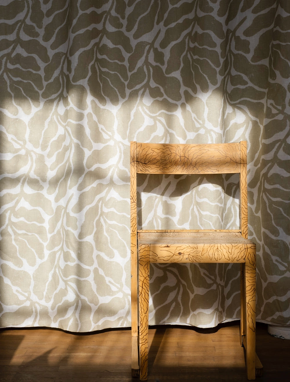 LEAVES LINEN FABRIC, SAND