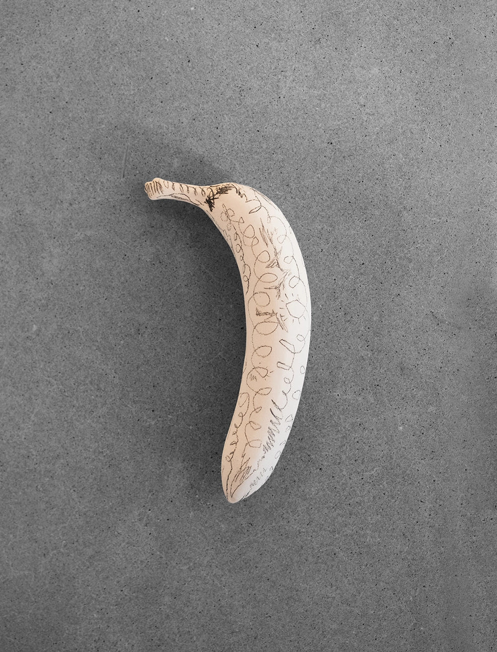 CERAMIC BANANA - Scribble