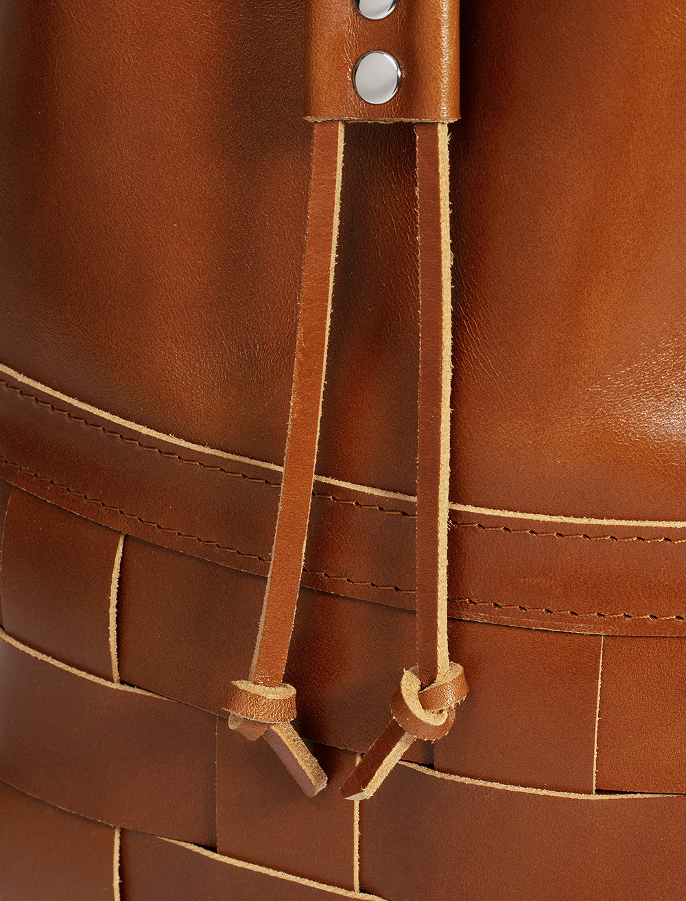 NÄVER BUCKET BAG - Cognac