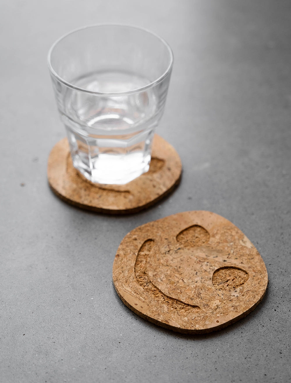 COASTERS CORK, SMILEY HAPPY 4-P