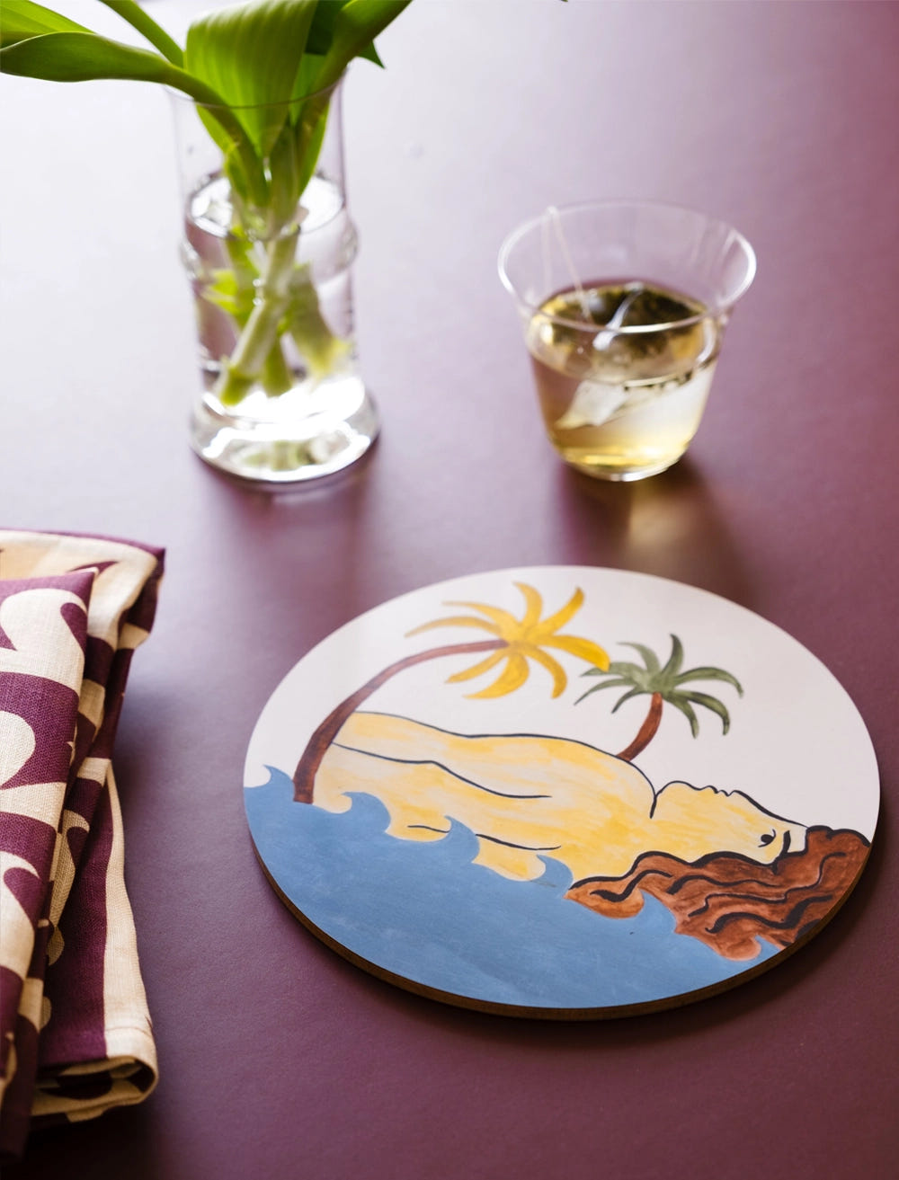 WOMAN BY THE SEA POT MAT