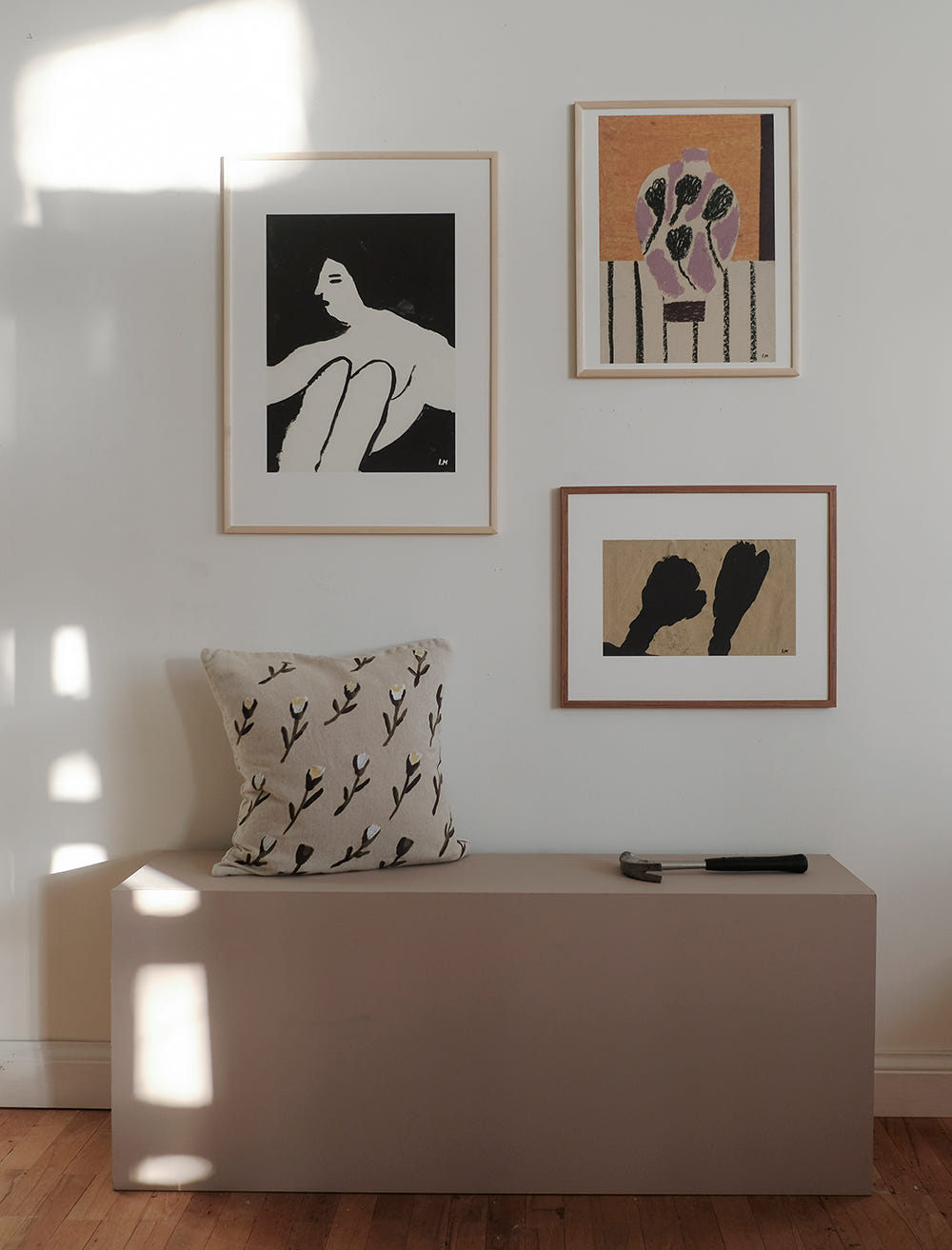 WOMAN POSTER - 40×50 cm