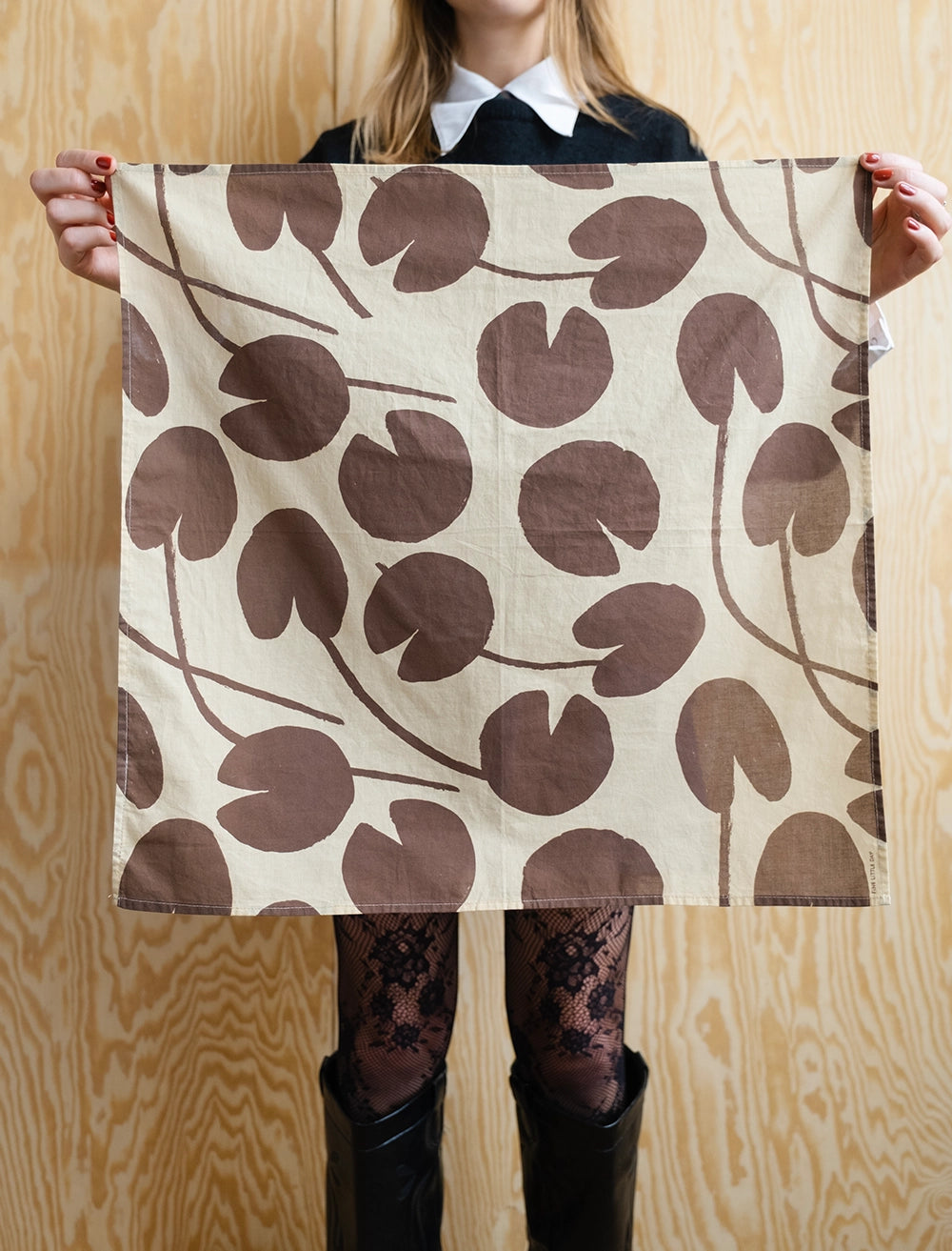 WATER LILIES SCARF, BEIGE/BRUN