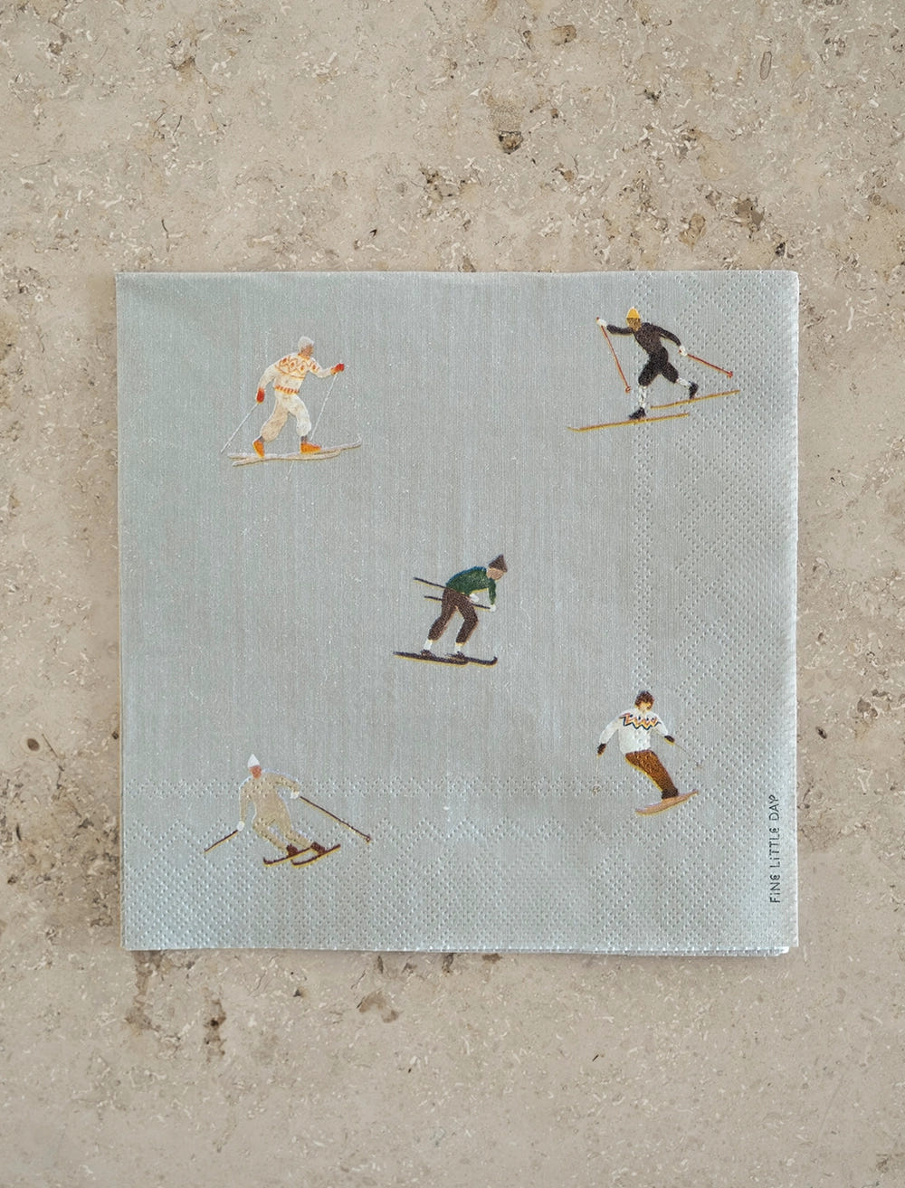 SKIERS PAPPERSSERVETT