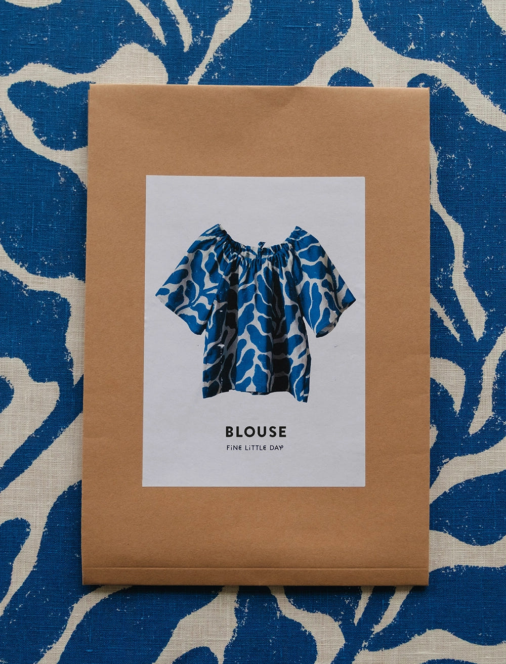 FLD BLOUSE SEWING PATTERN, ENGLISH
