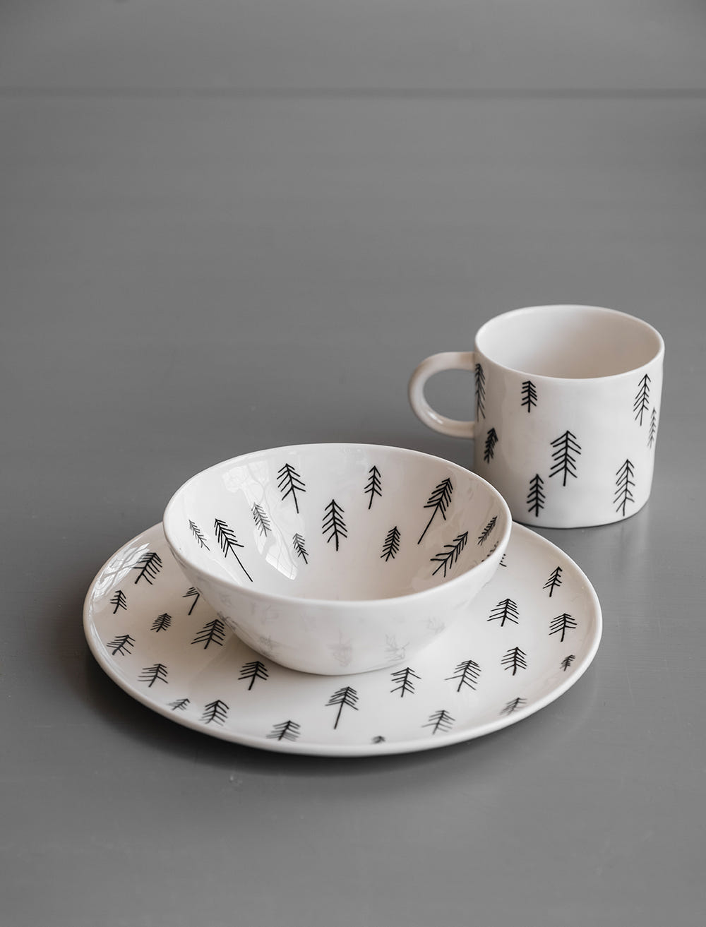 TALL CUP WITH EAR, WHITE