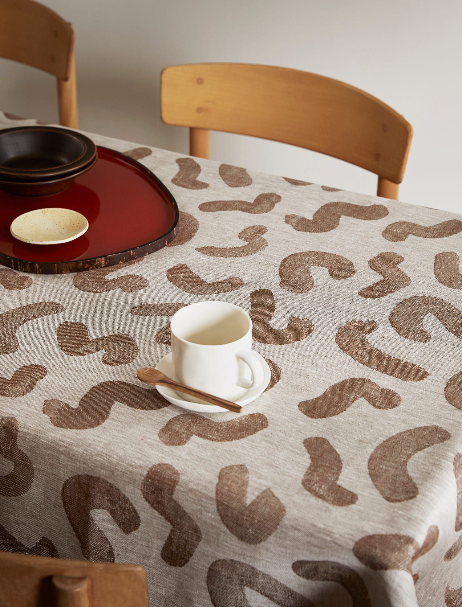 UDON DUK LINNE, BRUN