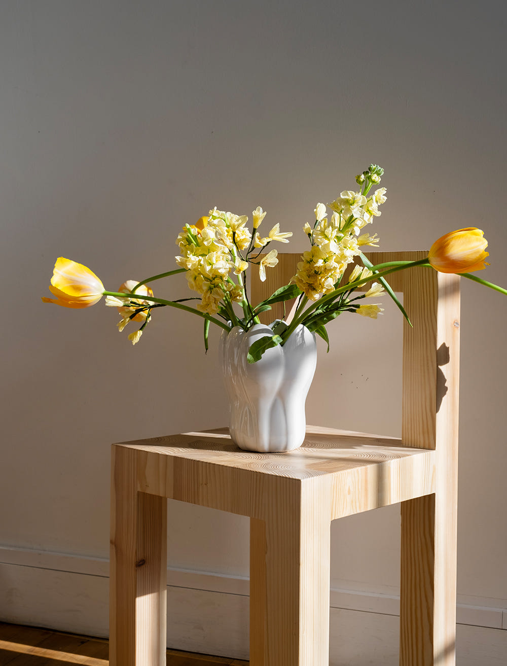 KROKUS VASE, WHITE - X-small h 8,5 cm (matte)