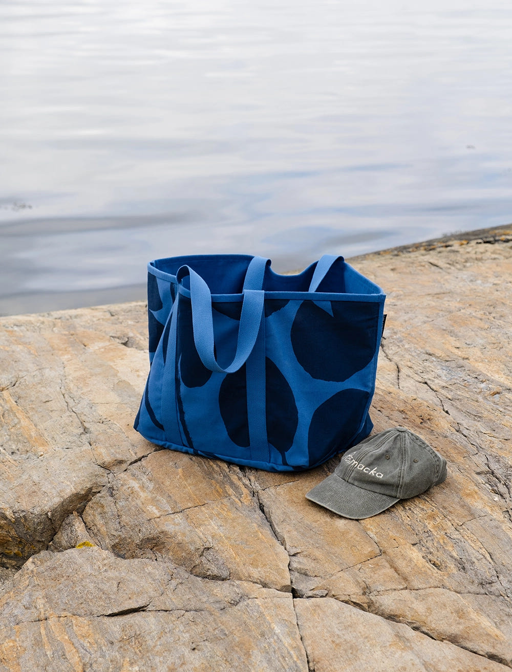 WATER LILIES TOTE CARRY ALL, BLÅ