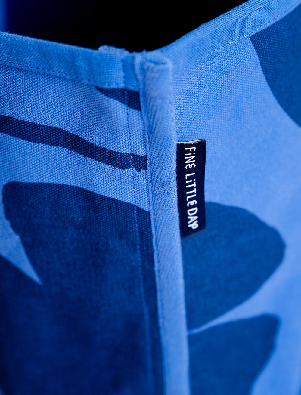 WATER LILIES TOTE CARRY ALL, BLÅ