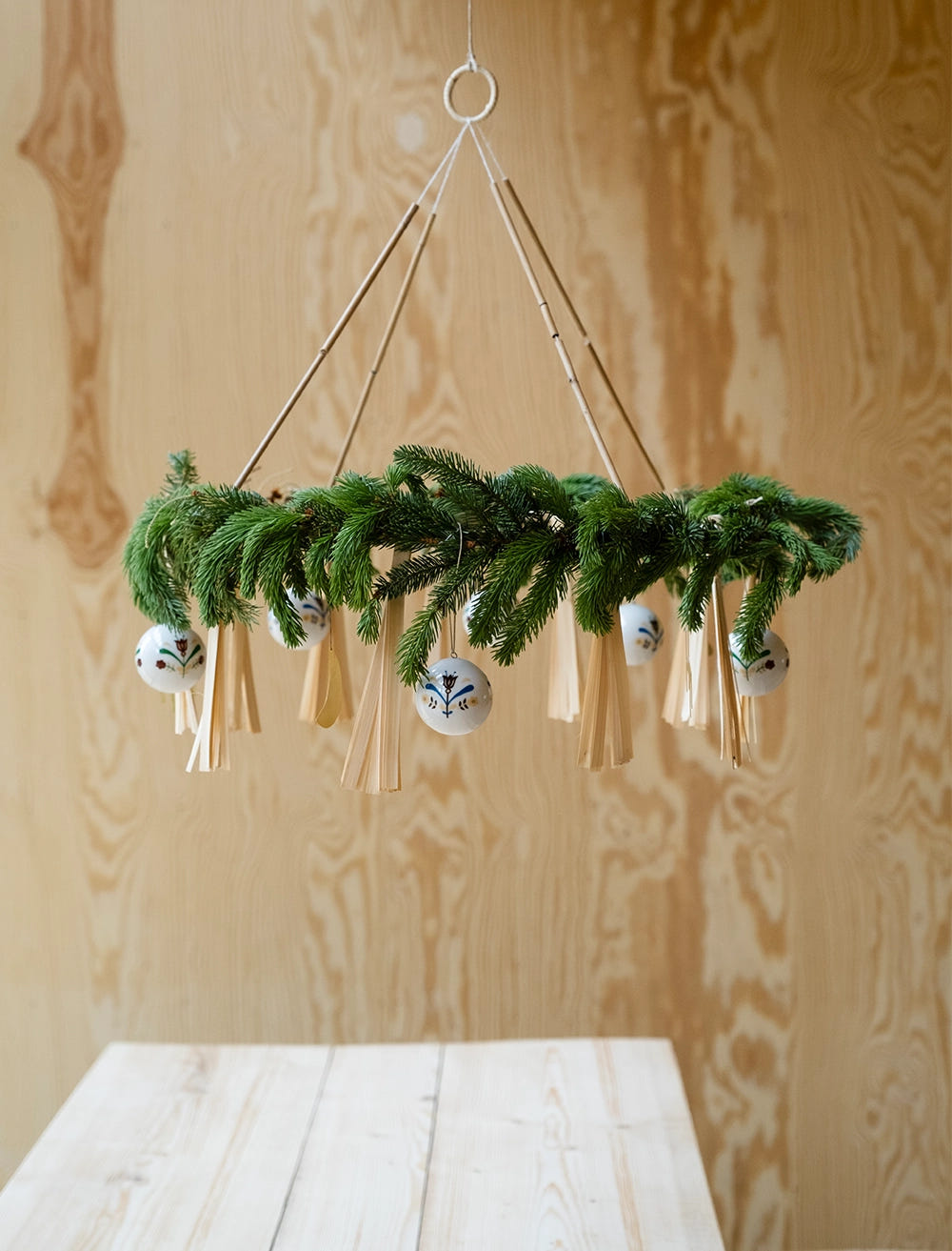 KURBITS CHRISTMAS BAUBLE, RED/GREEN