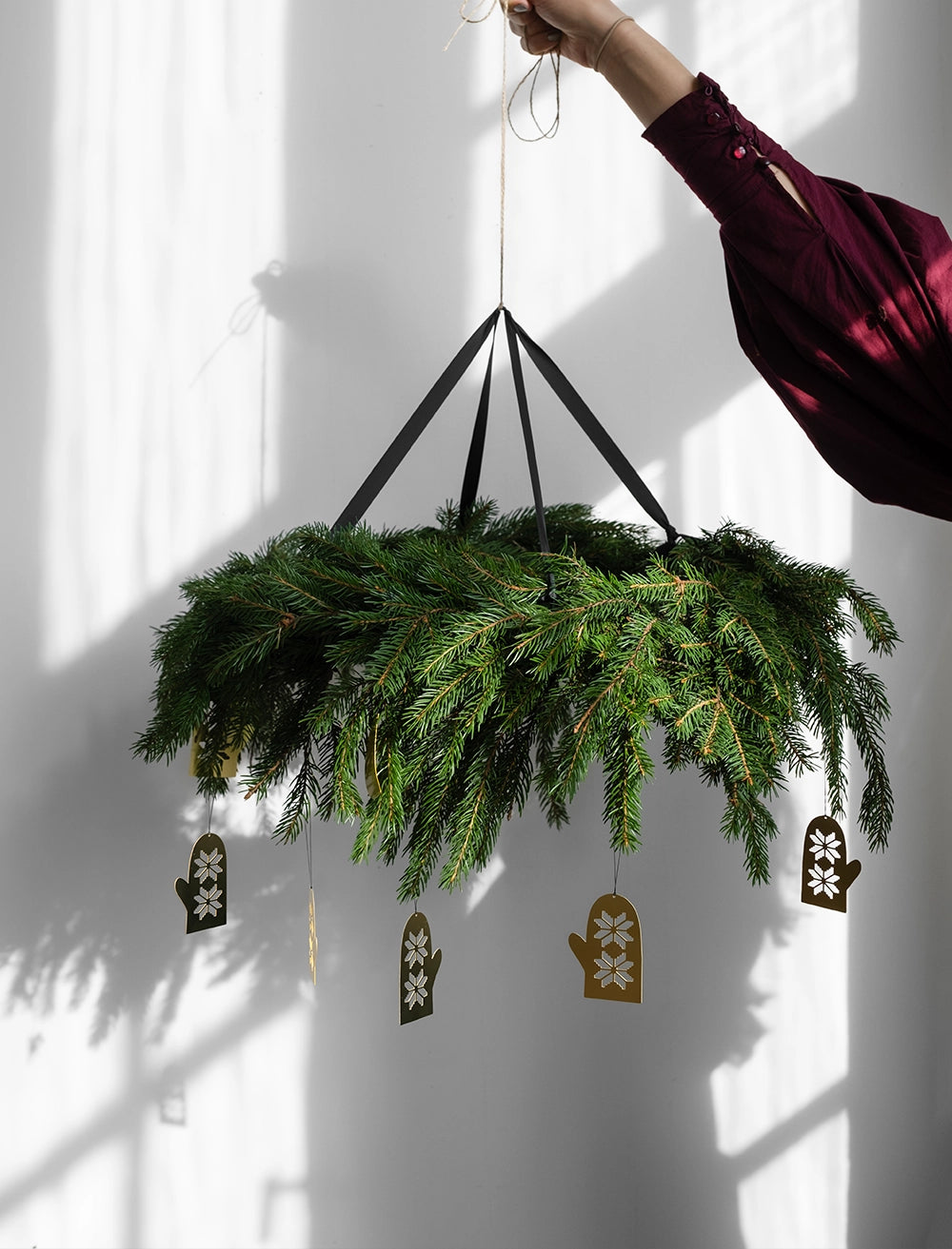 MITTEN ORNAMENT
