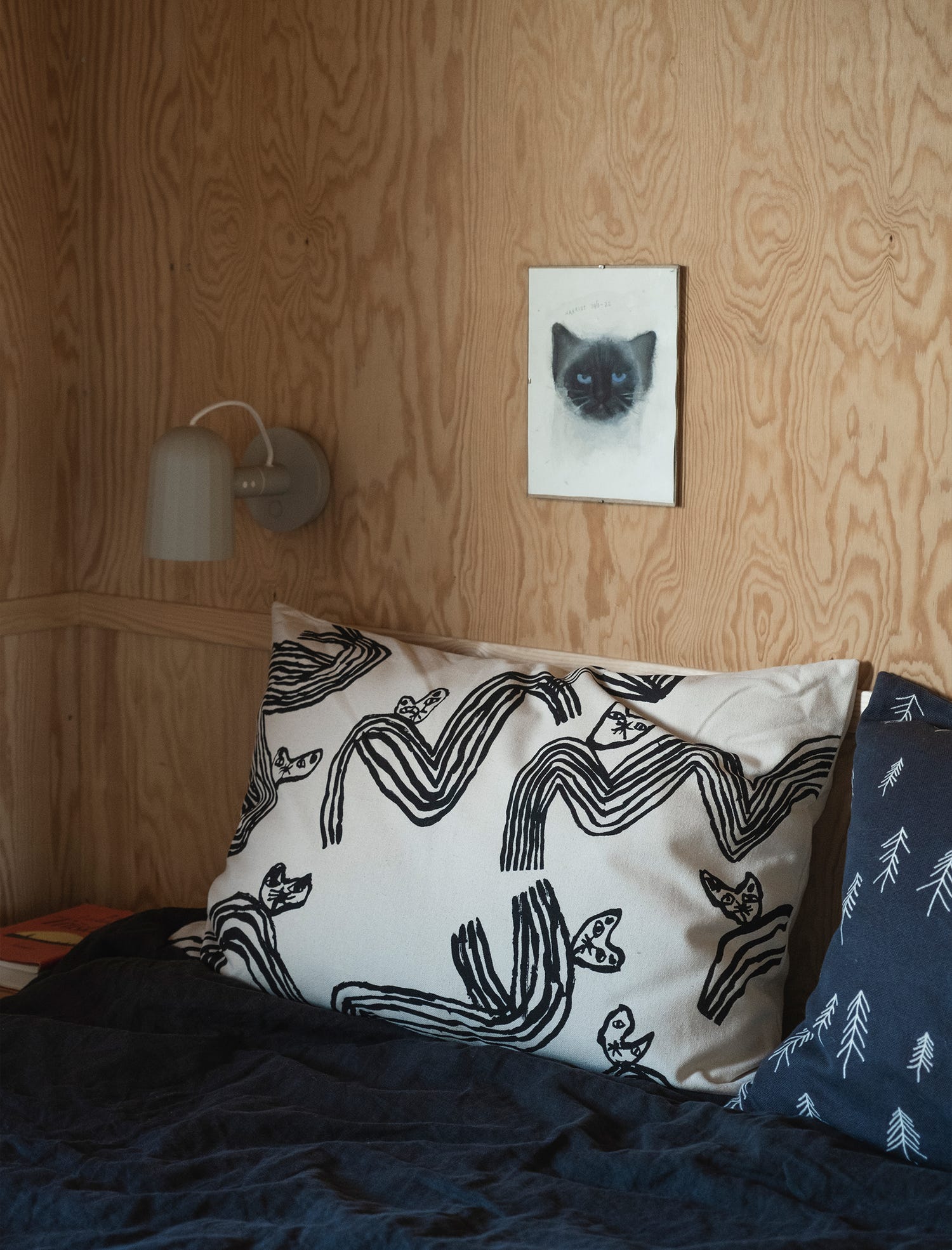 Tiger Cushion Cover, Nature