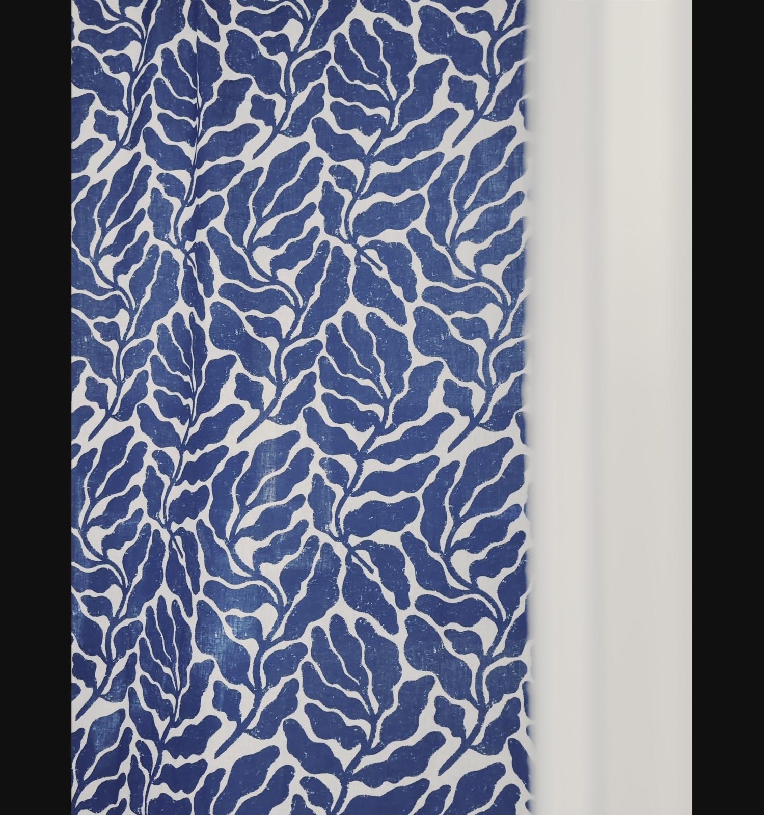 LEAVES LINEN FABRIC, BLUE