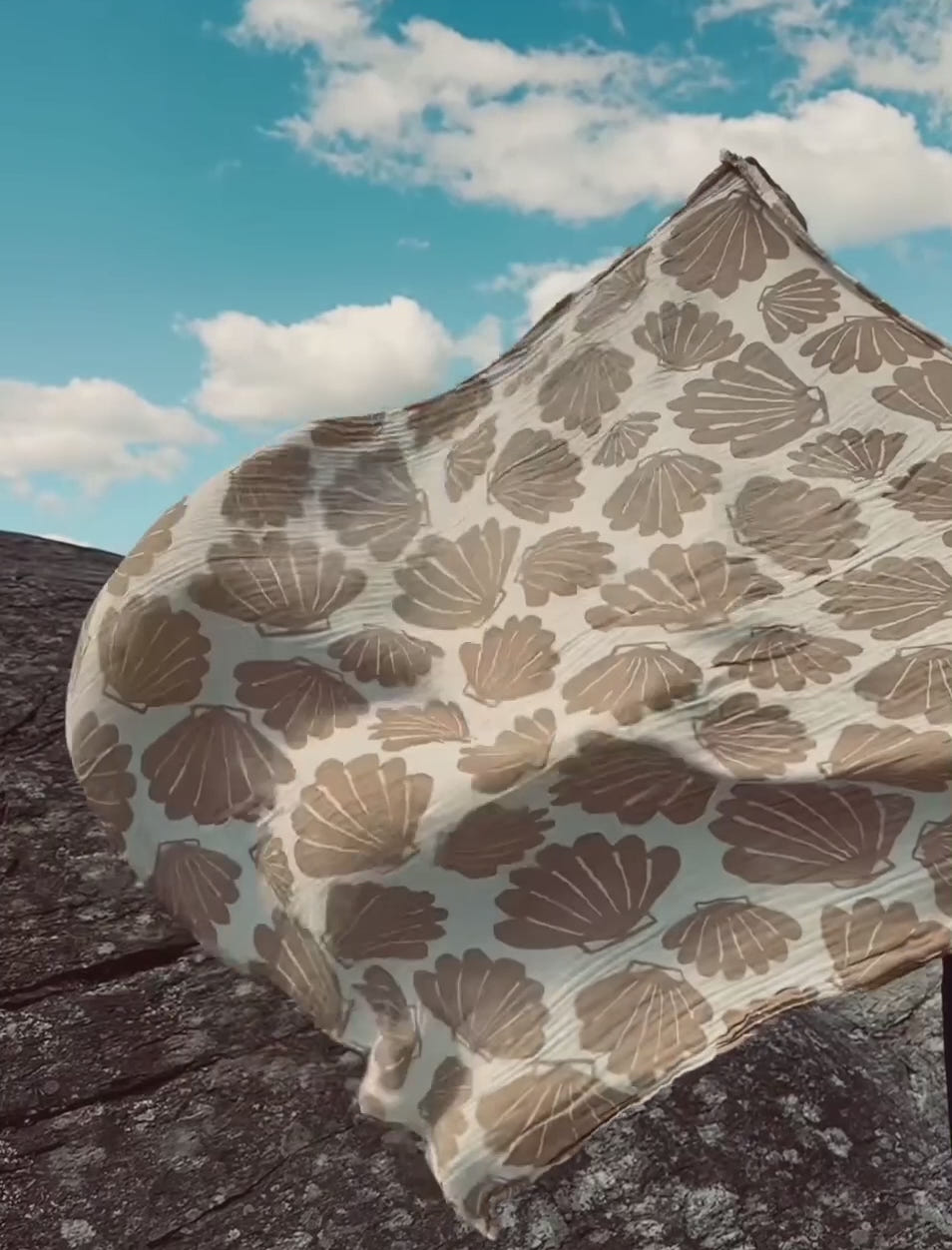 SNÄCKA MUSLIN BLANKET, SAND