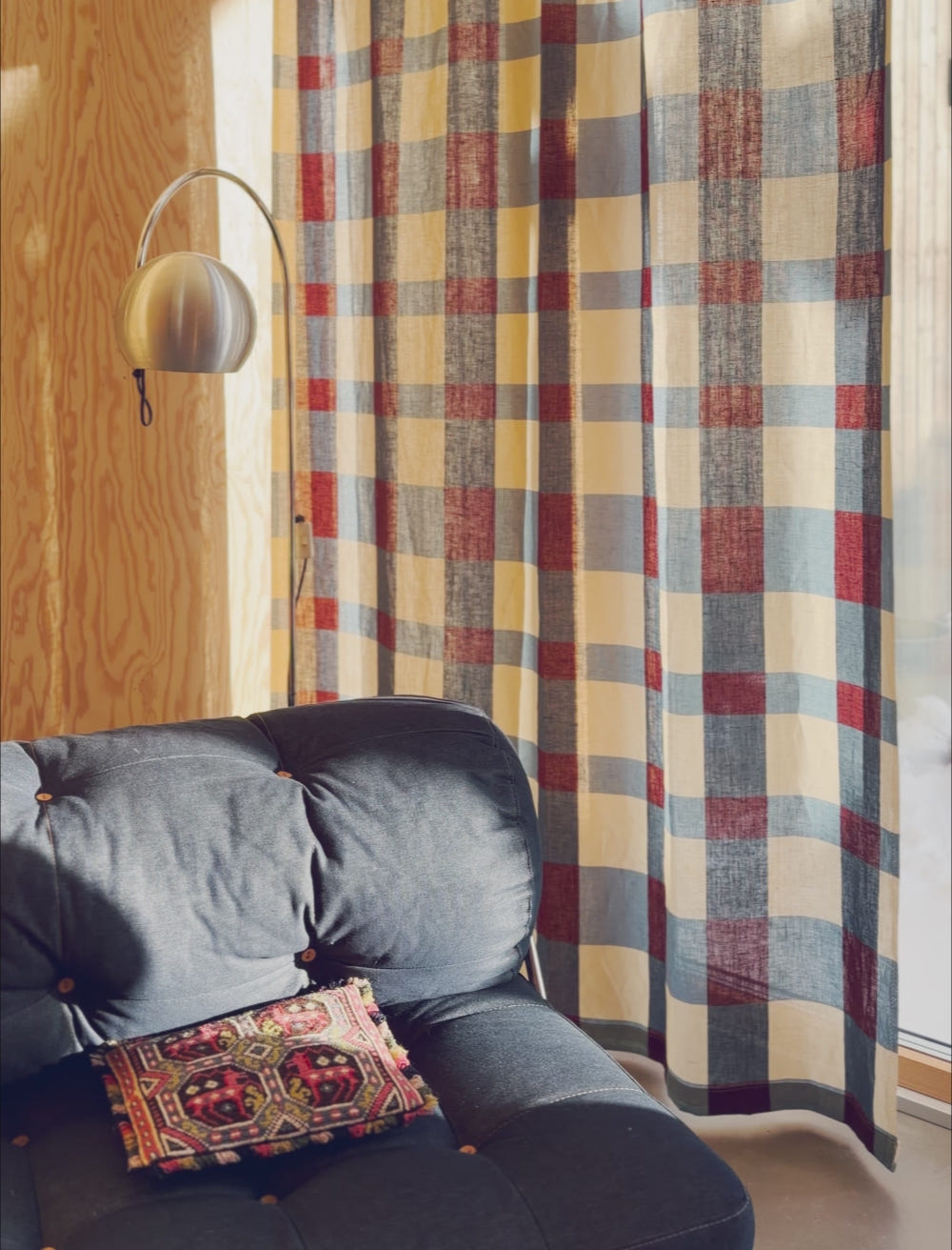 FIELD LINEN FABRIC, BLUE/PLUM