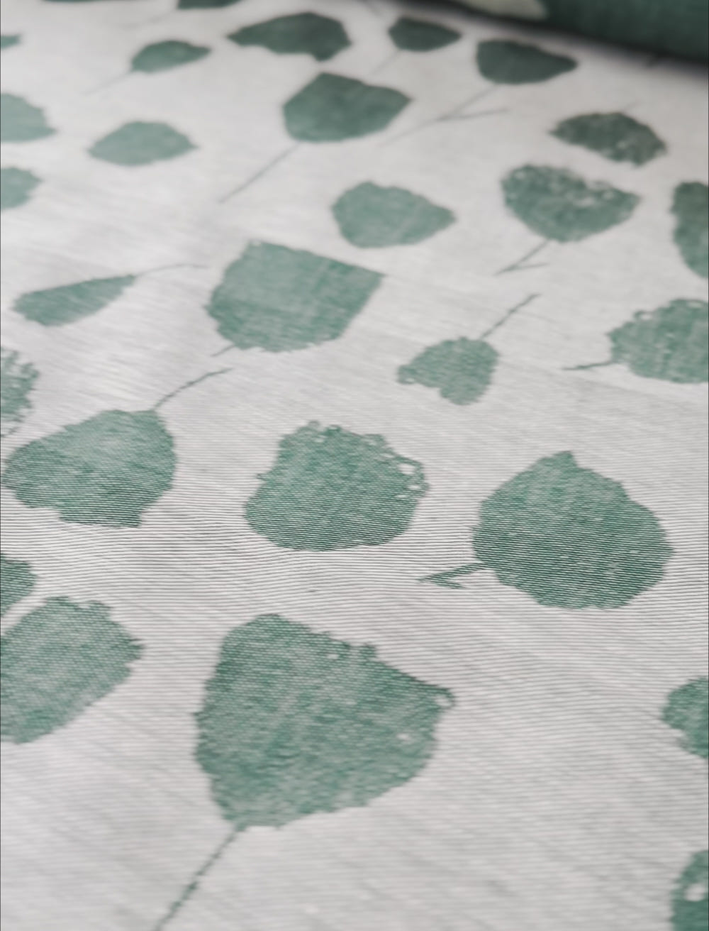 BOUQUET LINEN FABRIC BY THE METRE, GREEN