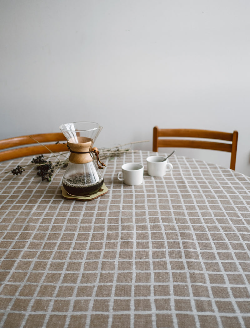 RUTIG JACQUARD WOVEN TABLECLOTH, BROWN - 147x147 cm